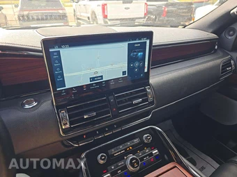 2023 Lincoln Navigator Reserve - miniatura 7
