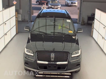 2023 Lincoln Navigator Reserve – miniatura 6