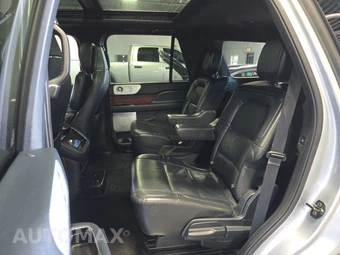 2023 Lincoln Navigator Reserve – miniatura 13