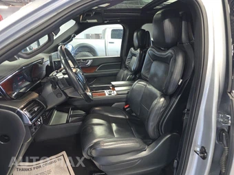 2023 Lincoln Navigator Reserve – miniatura 7