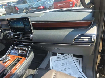 2023 Lincoln Navigator Reserve - miniatura 17
