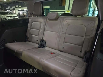 2023 Lincoln Navigator Reserve - miniatura 14
