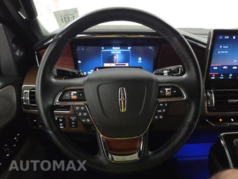 2023 Lincoln Navigator Reserve – miniatura 10