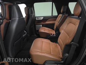 2023 Lincoln Navigator Reserve – miniatura 13