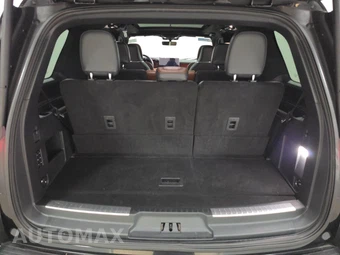 2023 Lincoln Navigator Reserve – miniatura 17