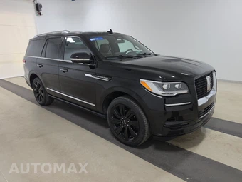 2023 Lincoln Navigator Reserve – miniatura 3