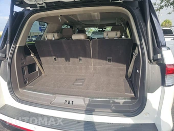 2023 Lincoln Navigator Reserve – miniatura 17