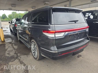 2023 Lincoln Navigator Reserve – miniatura 6