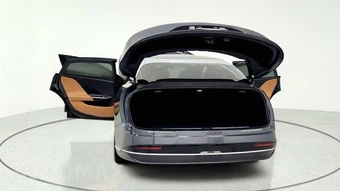 2023 Lucid Air Grand Touring - miniatura 17