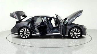 2023 Lucid Air Grand Touring - miniatura 20