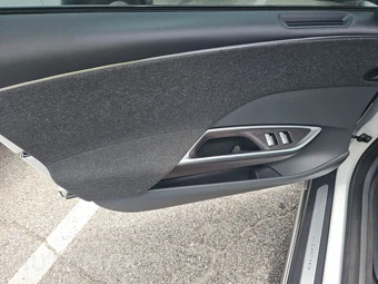 2023 Lucid Air Pure - miniatura 9