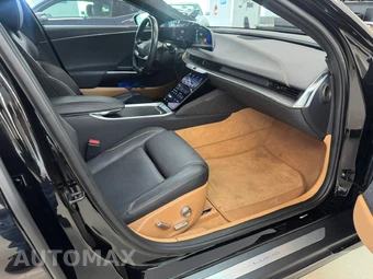 2023 Lucid Air Touring - miniatura 3