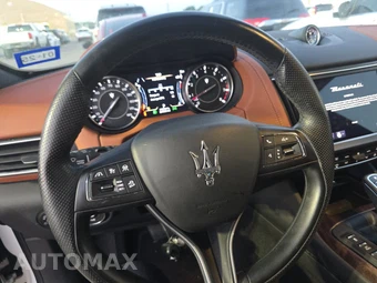2023 Maserati Levante GT – miniatura 10