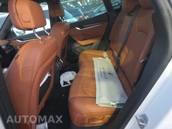 2023 Maserati Levante GT – miniatura 13