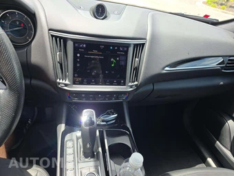 2023 Maserati Levante GT – miniatura 10