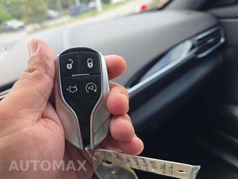 2023 Maserati Levante GT – miniatura 8