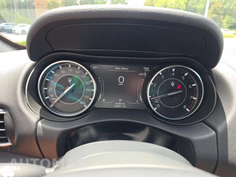 2023 Maserati Levante GT – miniatura 9