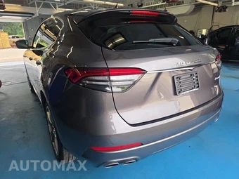 2023 Maserati Levante GT – miniatura 5