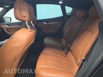 2023 Maserati Levante GT - miniatura 13