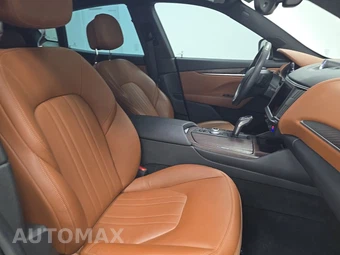 2023 Maserati Levante GT - miniatura 8