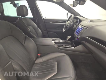 2023 Maserati Levante GT – miniatura 8