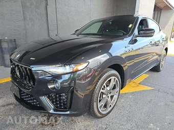 2023 Maserati Levante Modena