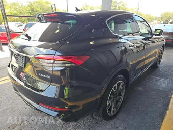 2023 Maserati Levante Modena – miniatura 3