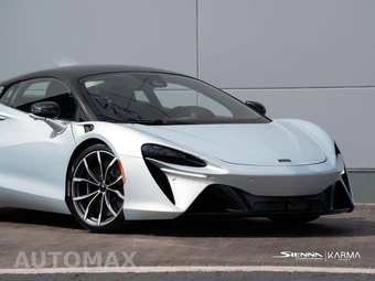 2023 McLaren Artura – miniatura 2