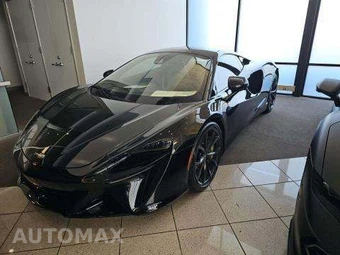 2023 McLaren Artura TechLux