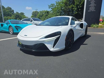2023 McLaren Artura TechLux