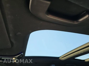 2023 Mercedes-Benz AMG C 43 4MATIC Sedan - miniatura 18