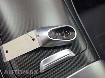 2023 Mercedes-Benz AMG C 43 4MATIC Sedan - miniatura 8