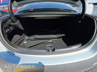 2023 Mercedes-Benz AMG C 43 4MATIC Sedan - miniatura 11