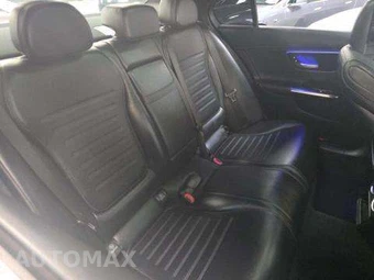 2023 Mercedes-Benz AMG C 43 4MATIC Sedan - miniatura 16