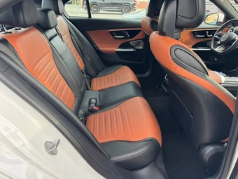 2023 Mercedes-Benz AMG C 43 4MATIC Sedan - miniatura 16