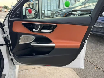 2023 Mercedes-Benz AMG C 43 4MATIC Sedan - miniatura 17