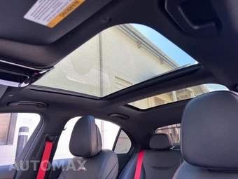 2023 Mercedes-Benz AMG C 43 4MATIC Sedan - miniatura 11