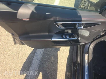 2023 Mercedes-Benz AMG C 43 4MATIC Sedan - miniatura 9