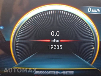 2023 Mercedes-Benz AMG CLA 35 4MATIC - miniatura 12