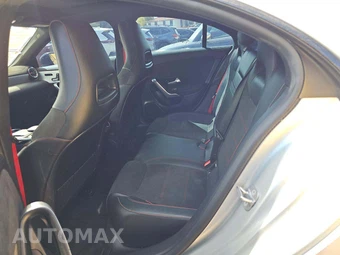 2023 Mercedes-Benz AMG CLA 35 4MATIC - miniatura 13