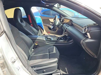 2023 Mercedes-Benz AMG CLA 35 4MATIC - miniatura 18