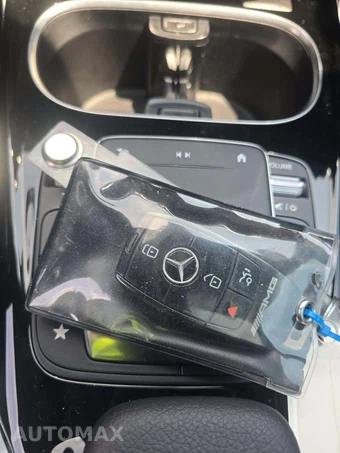 2023 Mercedes-Benz AMG CLA 35 4MATIC - miniatura 8