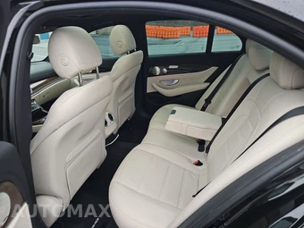2023 Mercedes-Benz AMG E 53 4MATIC+ Sedan - miniatura 13