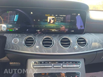 2023 Mercedes-Benz AMG E 53 4MATIC+ Sedan - miniatura 10