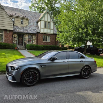 2023 Mercedes-Benz AMG E 63 S 4MATIC Sedan - miniatura 3
