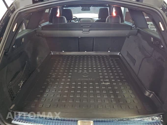 2023 Mercedes-Benz AMG E 63 S 4MATIC+ Wagon – miniatura 16