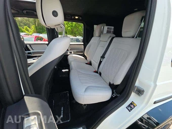 2023 Mercedes-Benz AMG G 63 4MATIC - miniatura 13