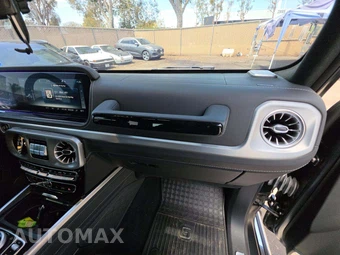 2023 Mercedes-Benz AMG G 63 4MATIC – miniatura 19