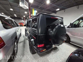 2023 Mercedes-Benz AMG G 63 4MATIC - miniatura 2
