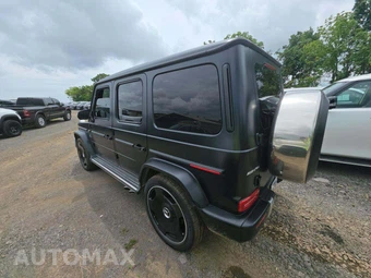 2023 Mercedes-Benz AMG G 63 4MATIC - miniatura 2